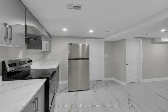 Additional image 32 of 11 Jason Sq