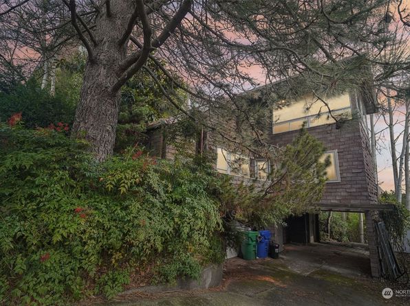 1014 4th Avenue N, Seattle, WA 98109