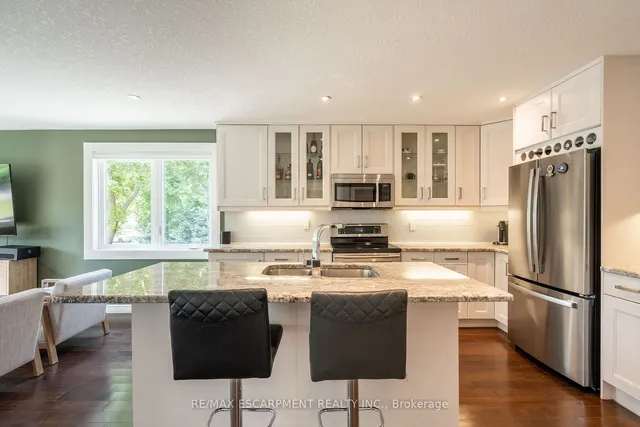 Additional image 8 of 534 Evans Rd