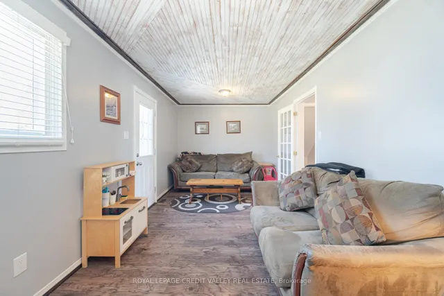 Additional image 9 of 54 Gondola Cres