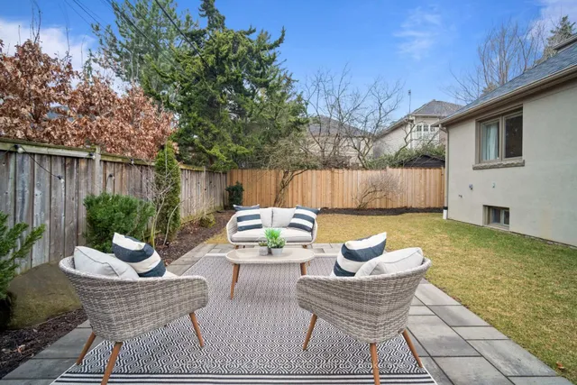 Additional image 31 of 75 Lynngrove Ave