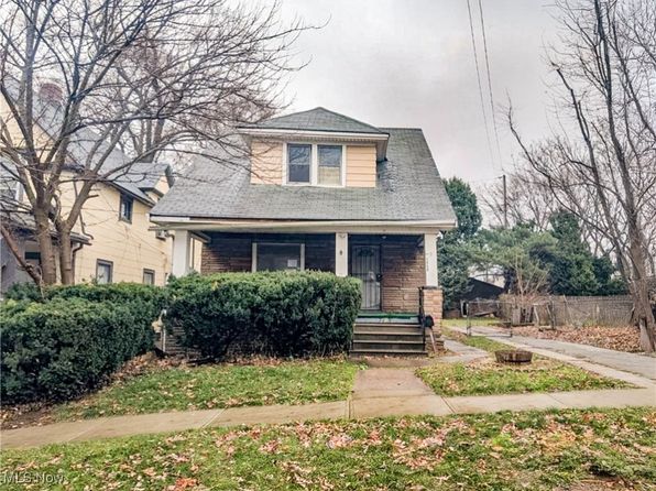 3235 W 94th St, Cleveland, OH 44102