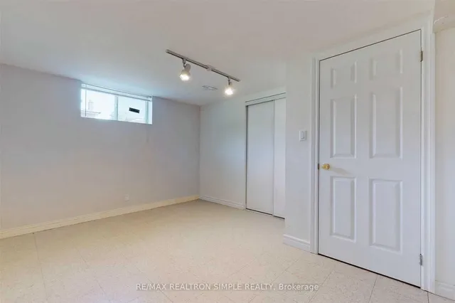 Additional image 15 of 608 Van Horne Ave