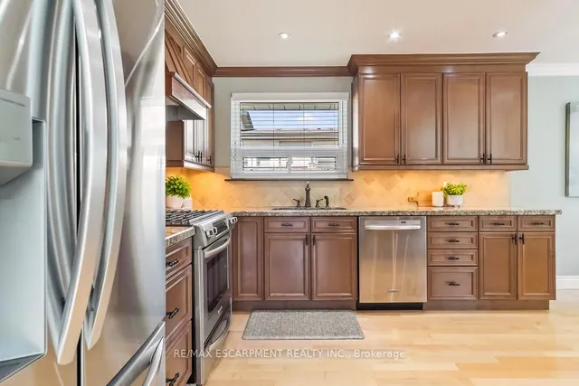 Additional image 15 of 1257 Hillview Cres