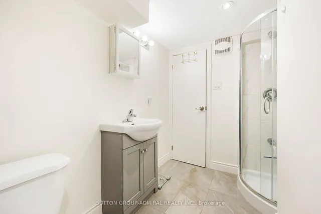 Additional image 25 of 111 Elise Terr