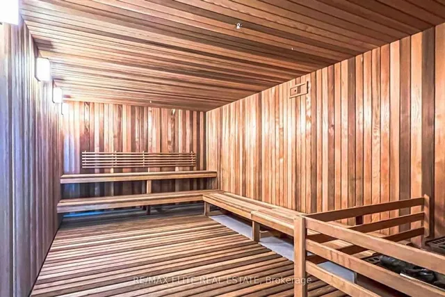 Additional image 27 of 585 Bloor St Unit 2418