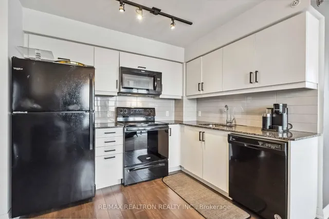 Additional image 25 of 30 Meadowglen Pl Unit 1905