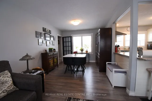 Additional image 10 of 26 Hatton Dr