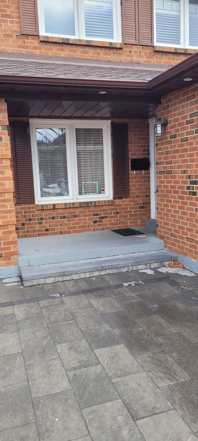 Additional image 2 of 27 Charcoal Dr