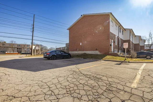 Additional image 50 of 7560 Goreway Dr Unit 18