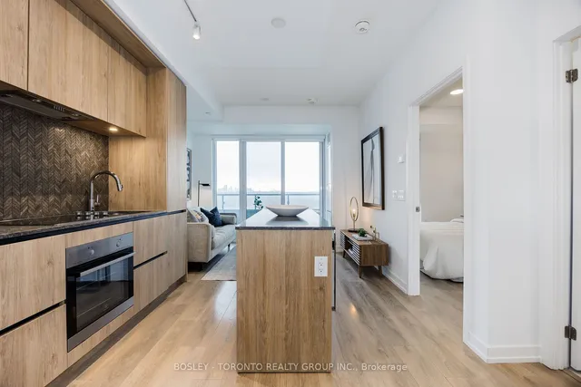 Additional image 15 of 225 Sumach St Unit 2410