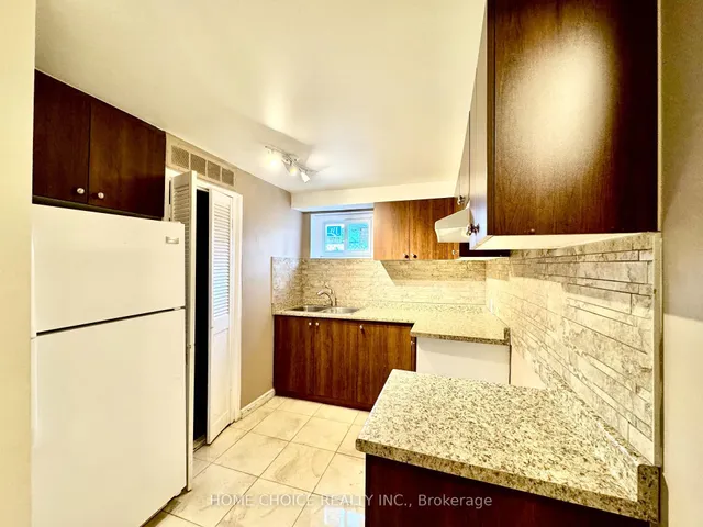 Additional image 26 of 48 South Woodrow Blvd