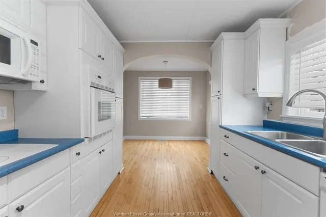 Additional image 17 of 354 FRONT St