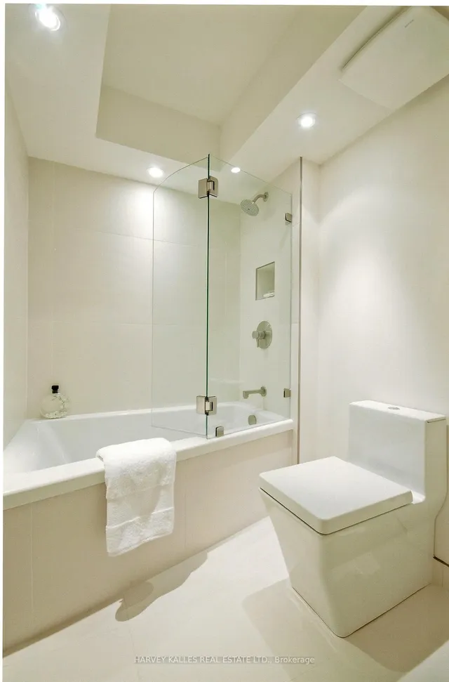 Additional image 25 of 447 Walmer Rd Unit PH09