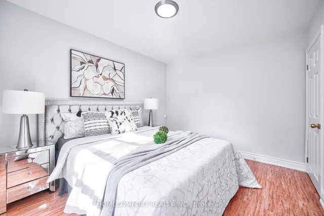 Additional image 22 of 30 Balaclava Dr