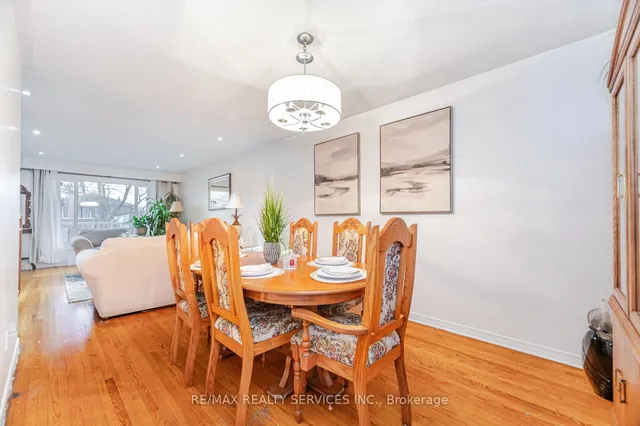 Additional image 9 of 6858 Darcel Ave