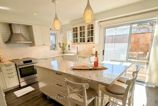 Additional image 7 of 12 Strathroy Cres