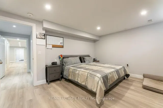 Additional image 35 of 1496 Keele St