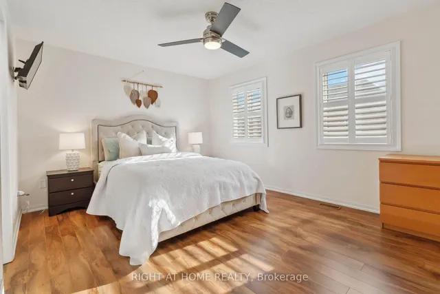 Additional image 13 of 943 McDuffe Cres