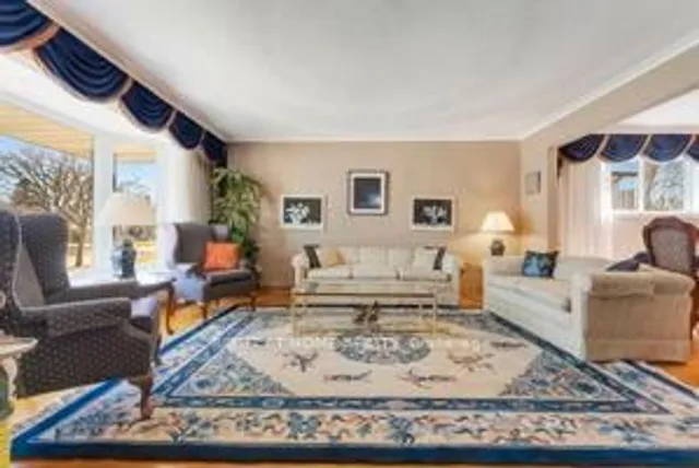 Additional image 4 of 3592 Stonecreek Cres