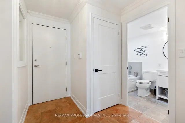 Additional image 20 of 410 Queens Quay Unit 517
