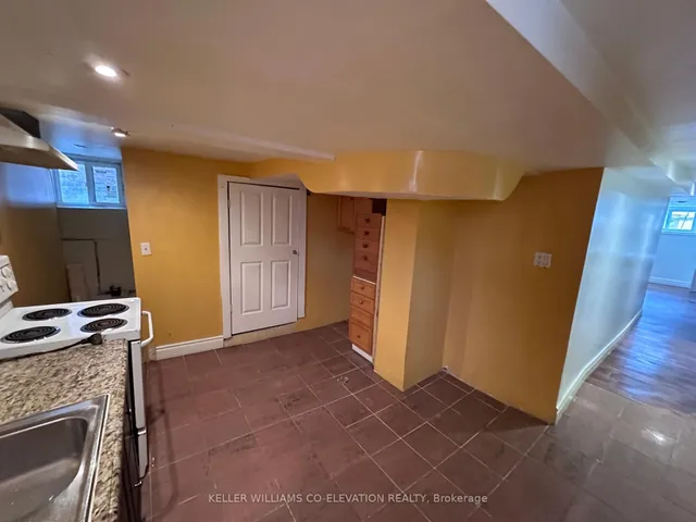 Additional image 26 of 172 Oakwood Ave