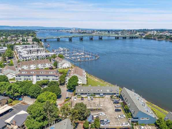 81 N Hayden Bay Dr #81, Portland, OR 97217