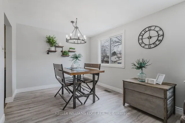 Additional image 12 of 1462 Paddington Crt