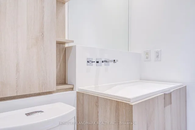 Additional image 18 of 101 Charles St Unit 3701