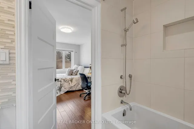 Additional image 20 of 154 Brighton Ave