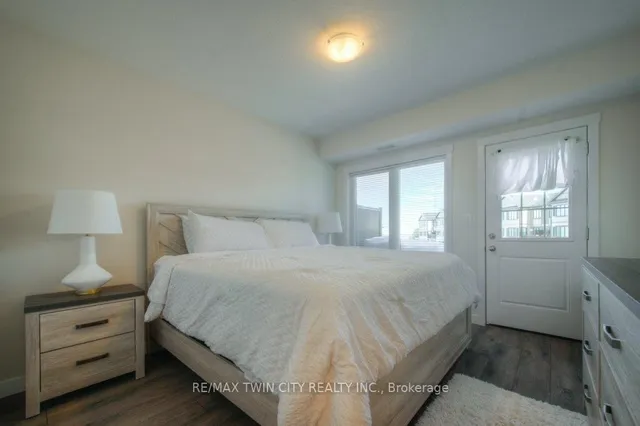 Additional image 18 of 164 Rochefort St Unit B