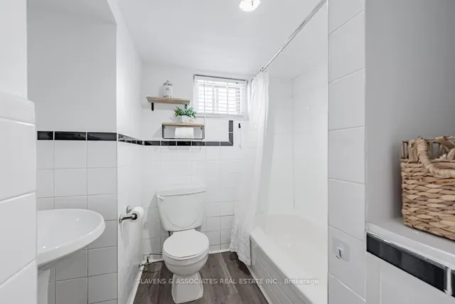 Additional image 38 of 38 Weatherell St