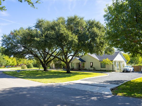 1311 El Patio Dr, Dallas, TX 75218