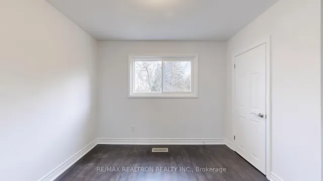 Additional image 15 of 929 Brimorton Dr