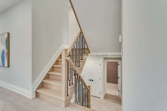 Additional image 17 of 150 Viewmount Ave