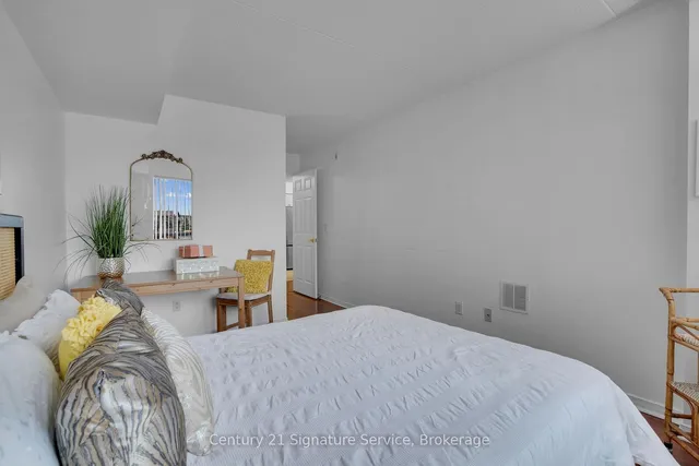 Additional image 16 of 25 Via Rosedale Cres Unit 212