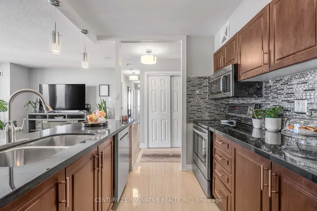 Additional image 13 of 3077 Weston Rd Unit 1702