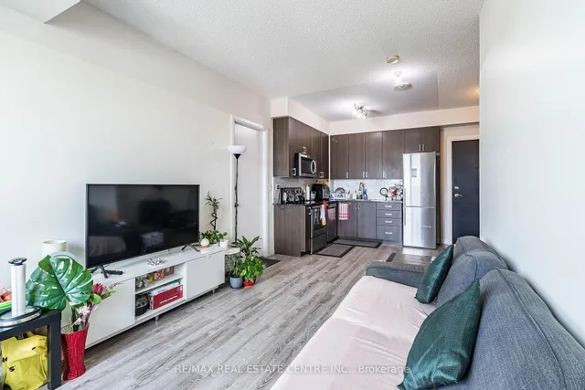 Additional image 9 of 22 East Haven Dr Unit 306