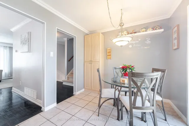 Additional image 23 of 54 Gondola Cres