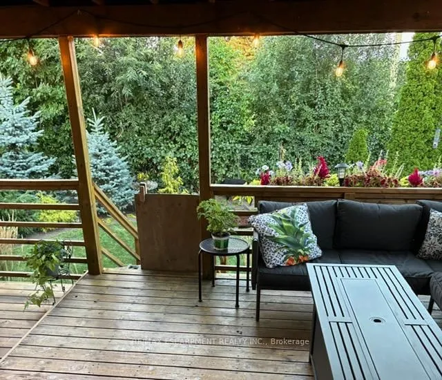 Additional image 12 of 27 Grayrocks Ave