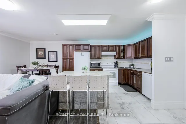 Additional image 6 of 1008 FALGARWOOD Dr Unit 1