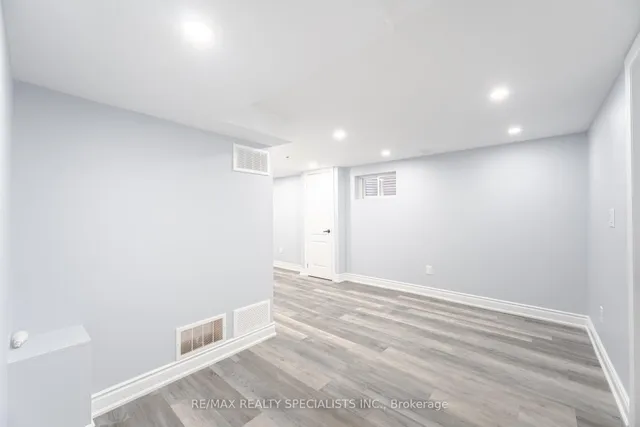 Additional image 42 of 13 Caledon Cres