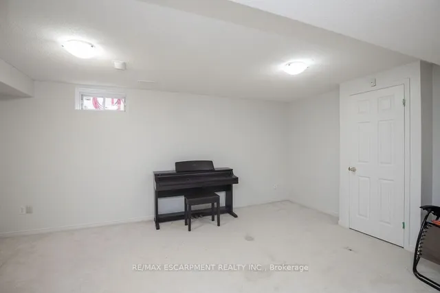 Additional image 32 of 1809 Upper Wentworth St Unit 22