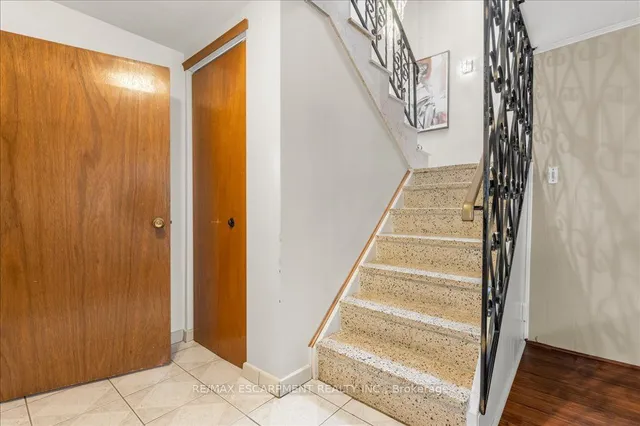 Additional image 28 of 43 Seaton Place Dr