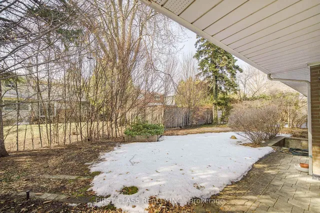 Additional image 40 of 14 Foursome Cres