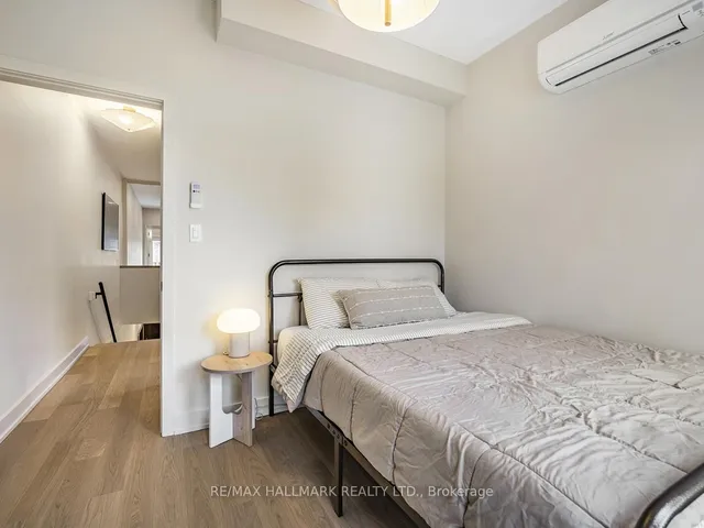 Additional image 20 of 40 Fuller Ave