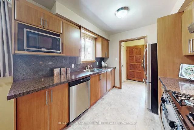 Additional image 13 of 26 Marlena Dr