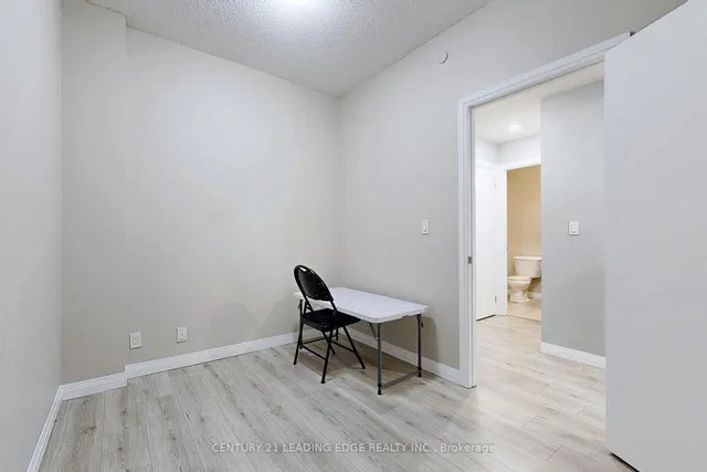 Additional image 30 of 2152 Lawrence Ave Unit 207