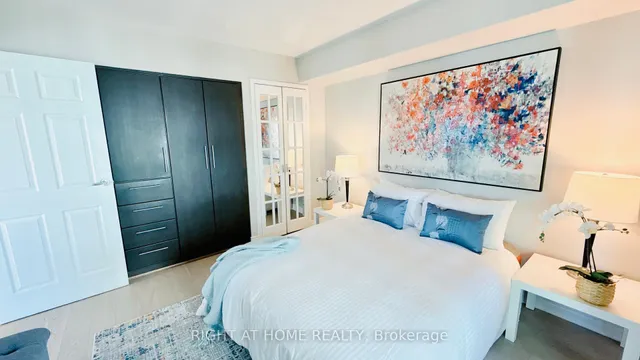 Additional image 12 of 10 Queens Quay Unit 1012