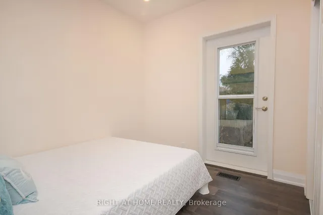 Additional image 16 of 2 Astoria Ave